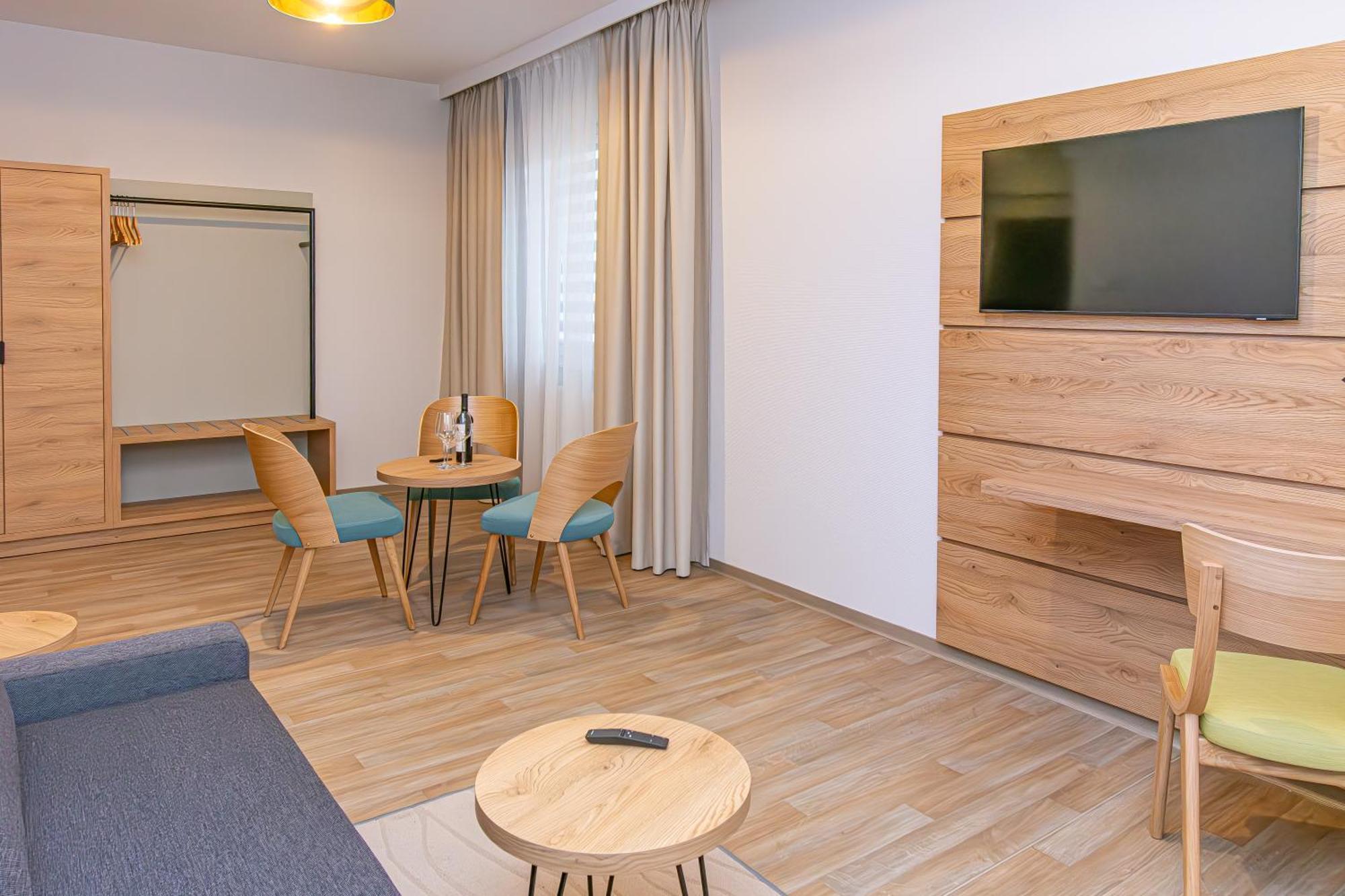 Novy Hotel Zielona Góra Eksteriør billede