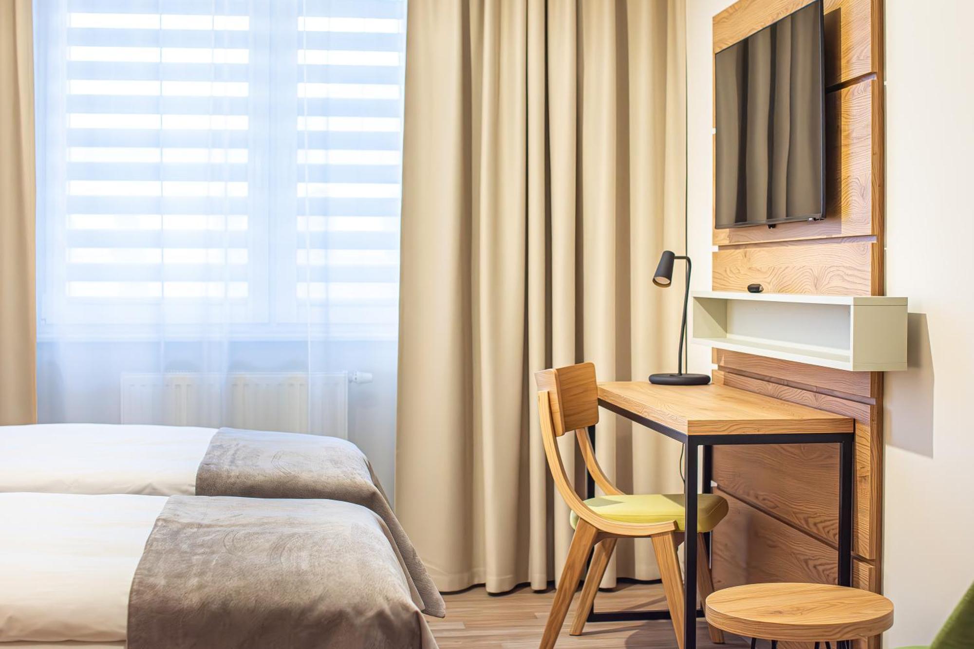 Novy Hotel Zielona Góra Eksteriør billede